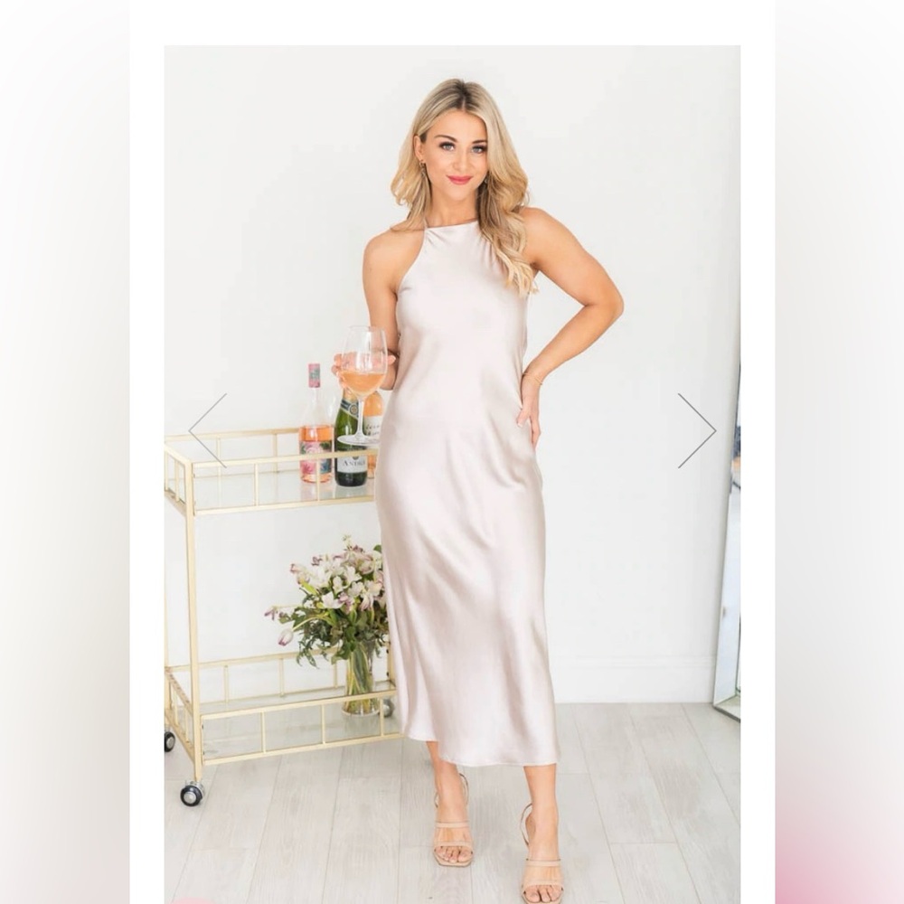 DRESS FORUM - size Small Champagne Midi
